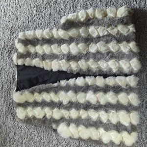 Fur vest, large, grey and white